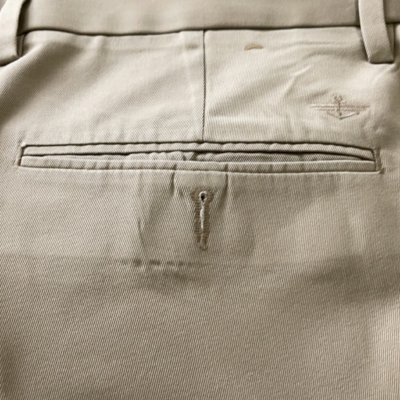 Men’s 38/30 Khaki Dockers - Picture 5 of 5